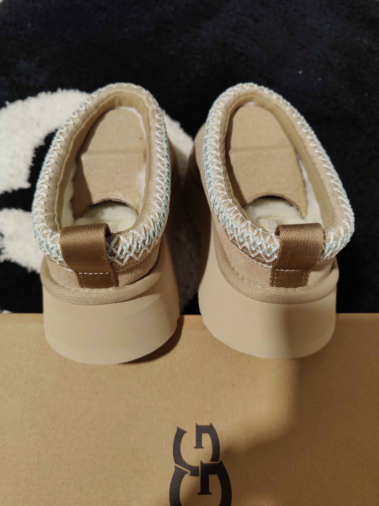 UGG Tazz Slipper Sand