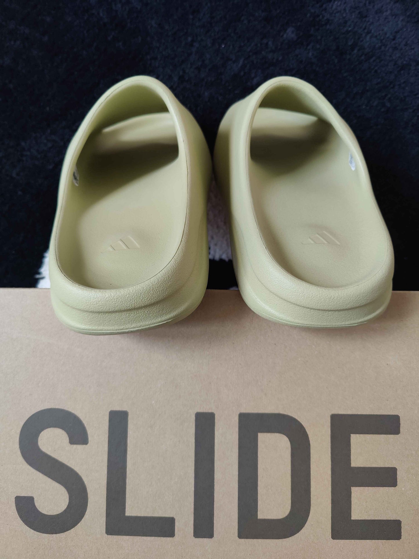 adidas Yeezy Slide Resin