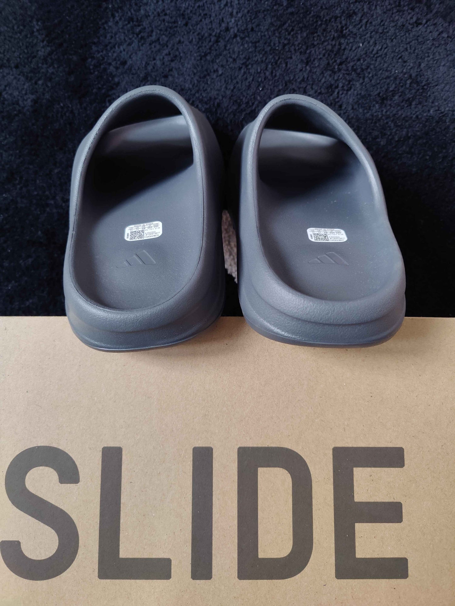 adidas Yeezy Slide Slate Grey