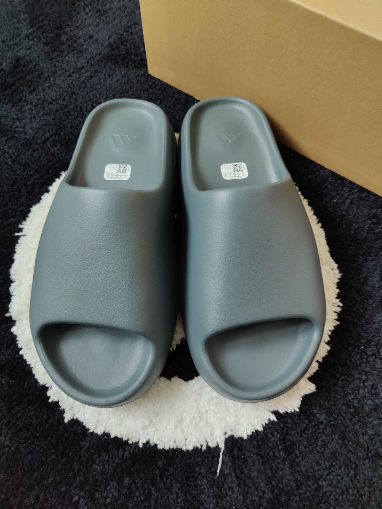 adidas Yeezy Slide Slate Marine